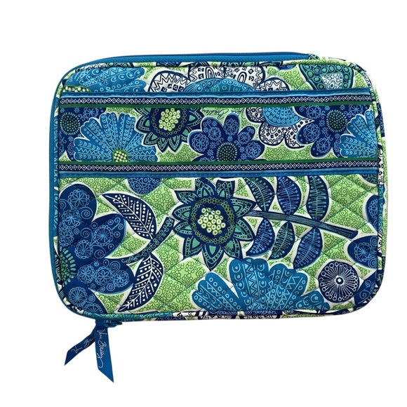 NWOT VERA BRADLEY TABLET SLEEVE DOODLE DAISY KINDLE SLEEVE - Picture 1 of 5